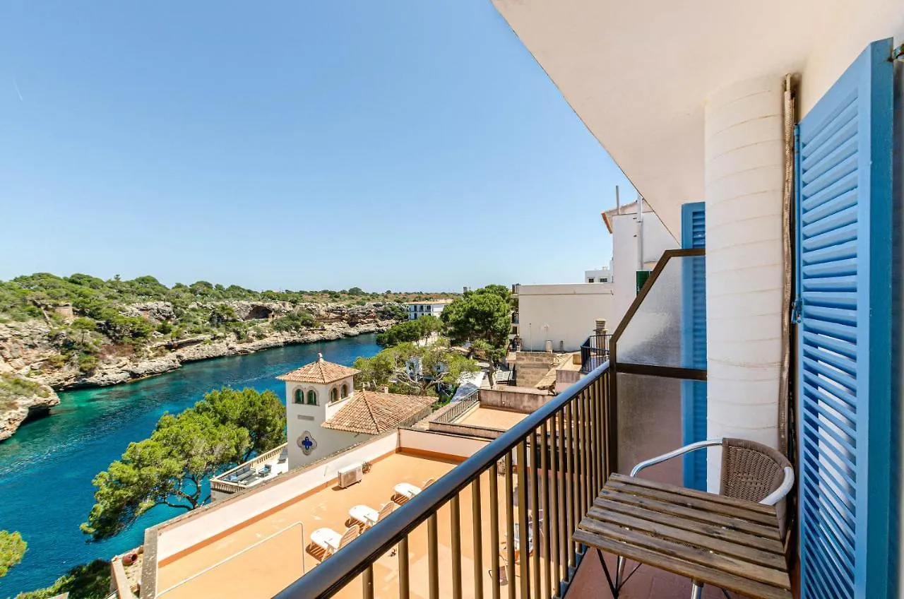 Hotel La Marina Ch Cala Figuera  Affittacamere